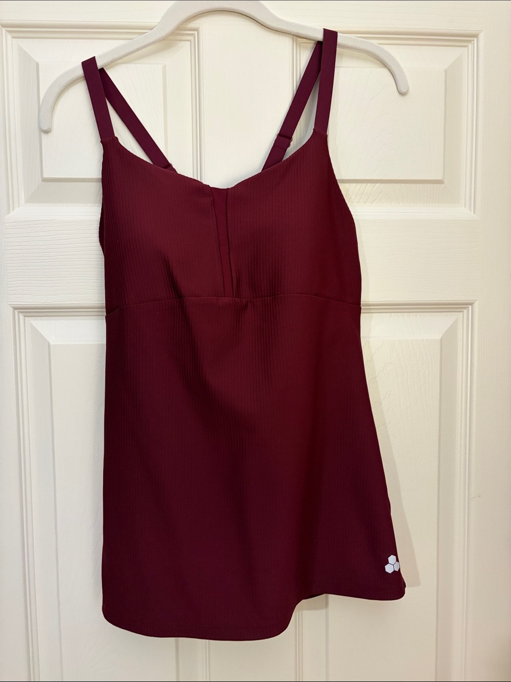 Women’s Maroon Strappy workout tank with built in bra